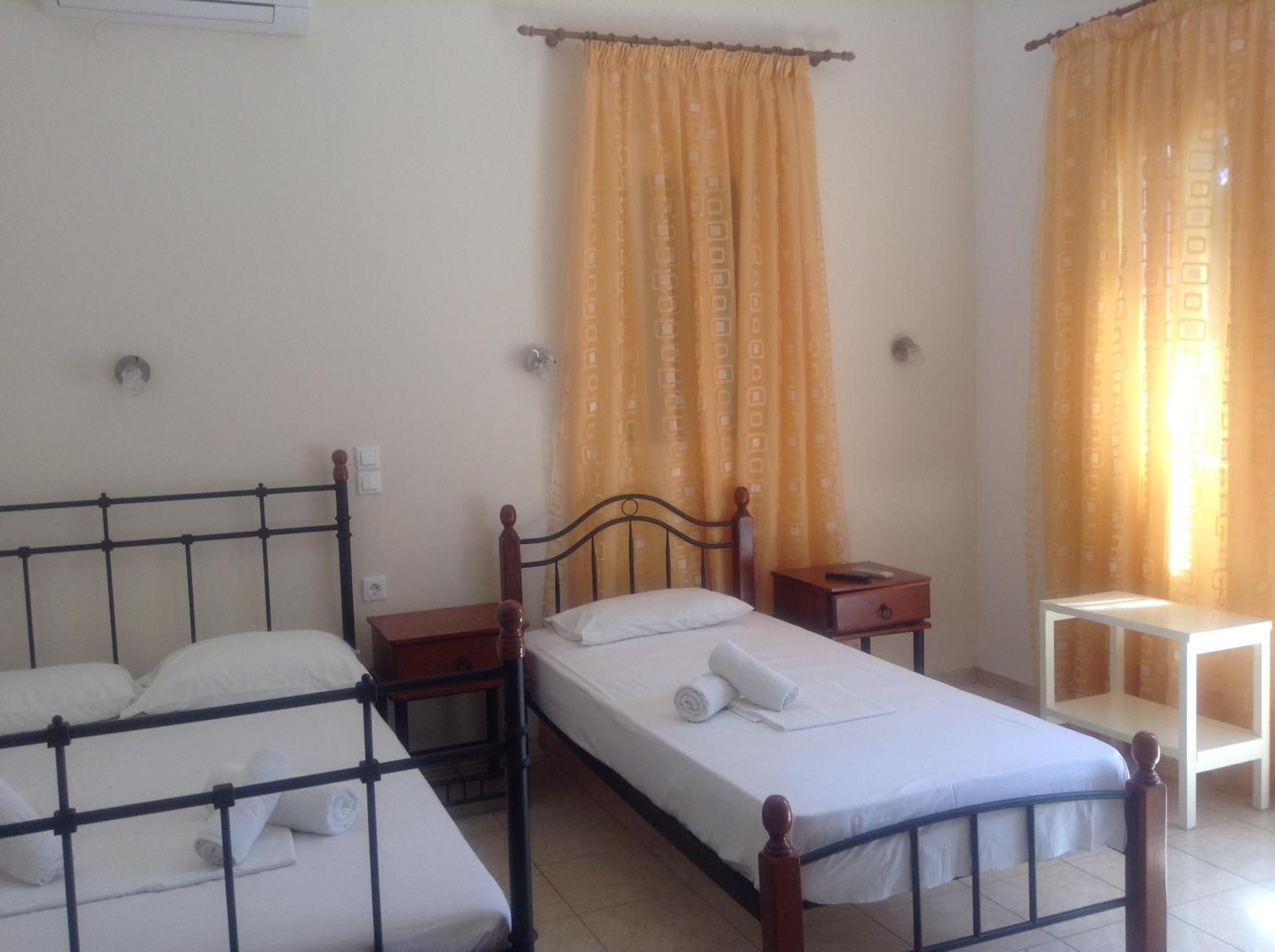 Aparthotel Prasino Oniro Tinos